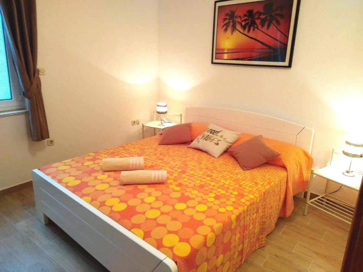 Apartament Green & Orange Hvar Town