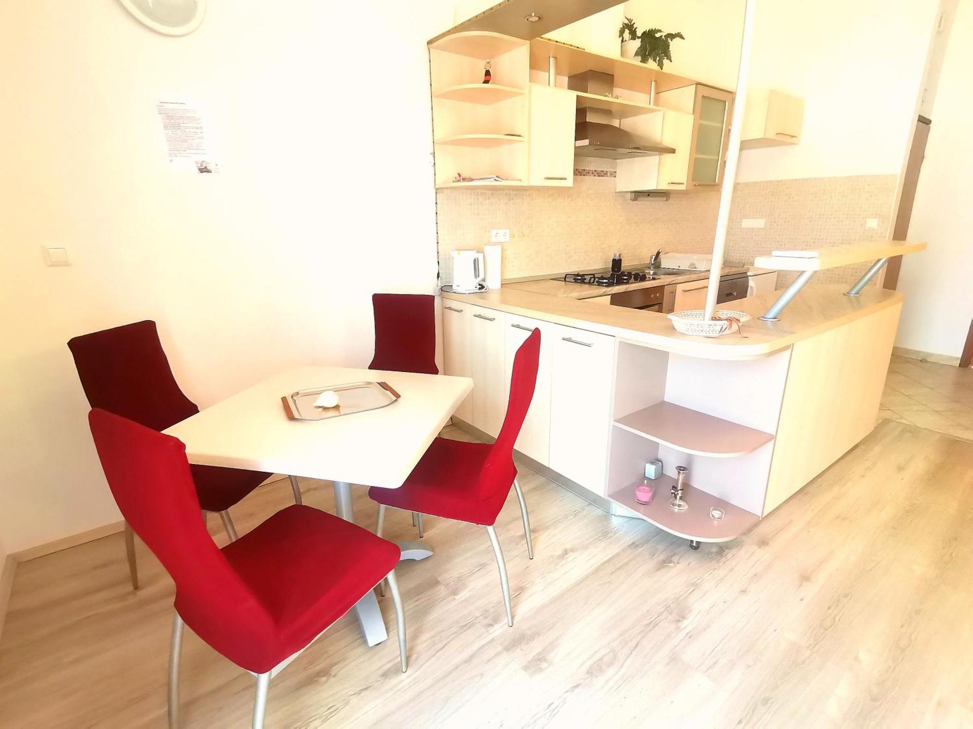 Apartament Green & Orange *