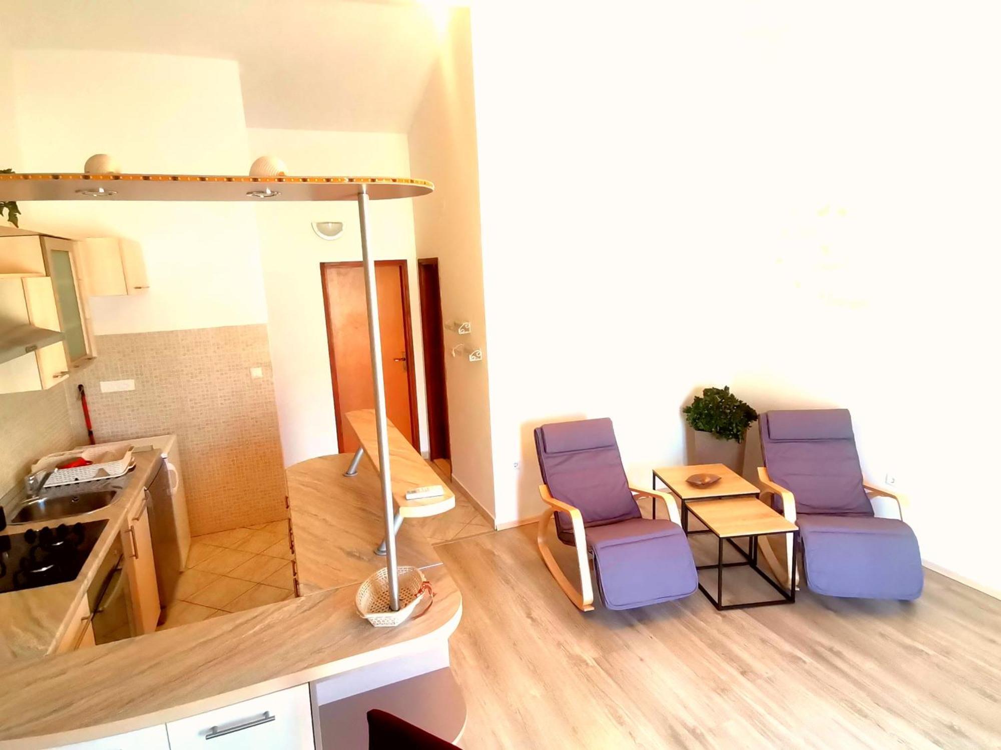 & Orange Apartment